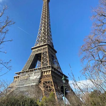 Small Studio Near Eiffel Tower Париж Экстерьер фото