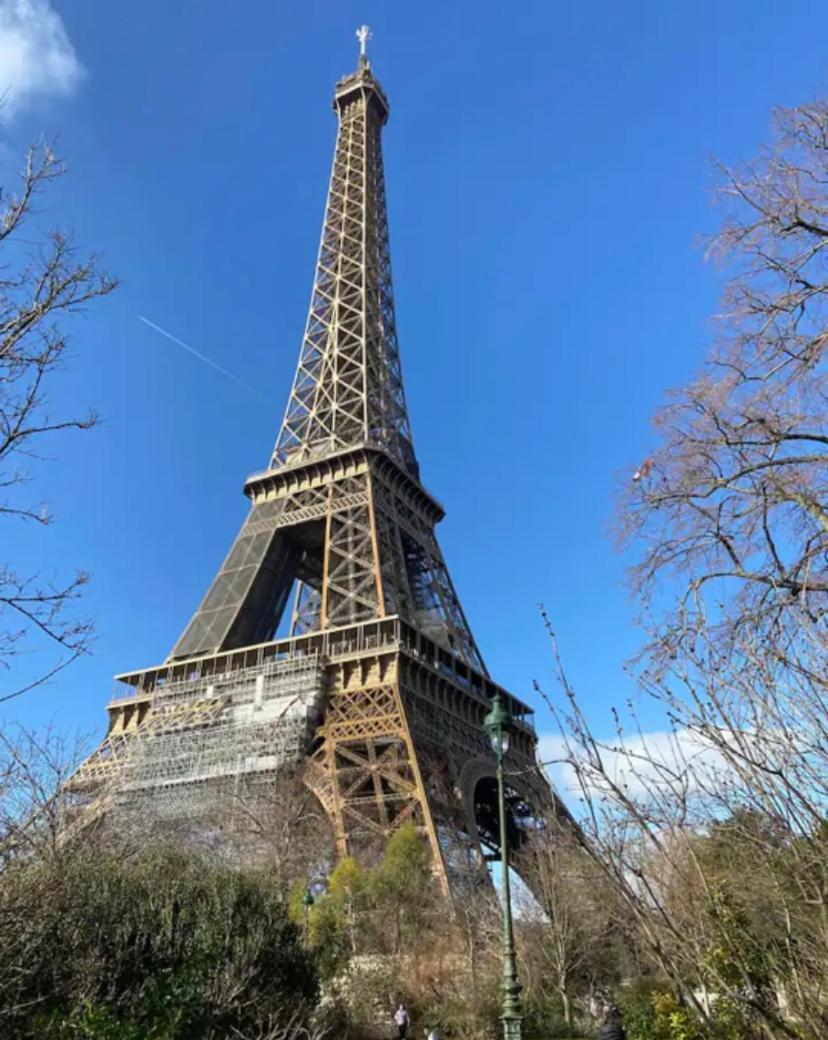 Small Studio Near Eiffel Tower Париж Экстерьер фото